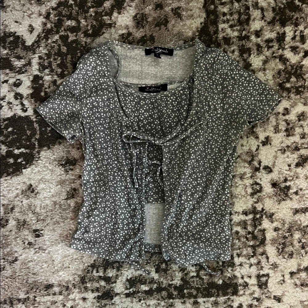 Stylish Gray Blouse with Tie Front